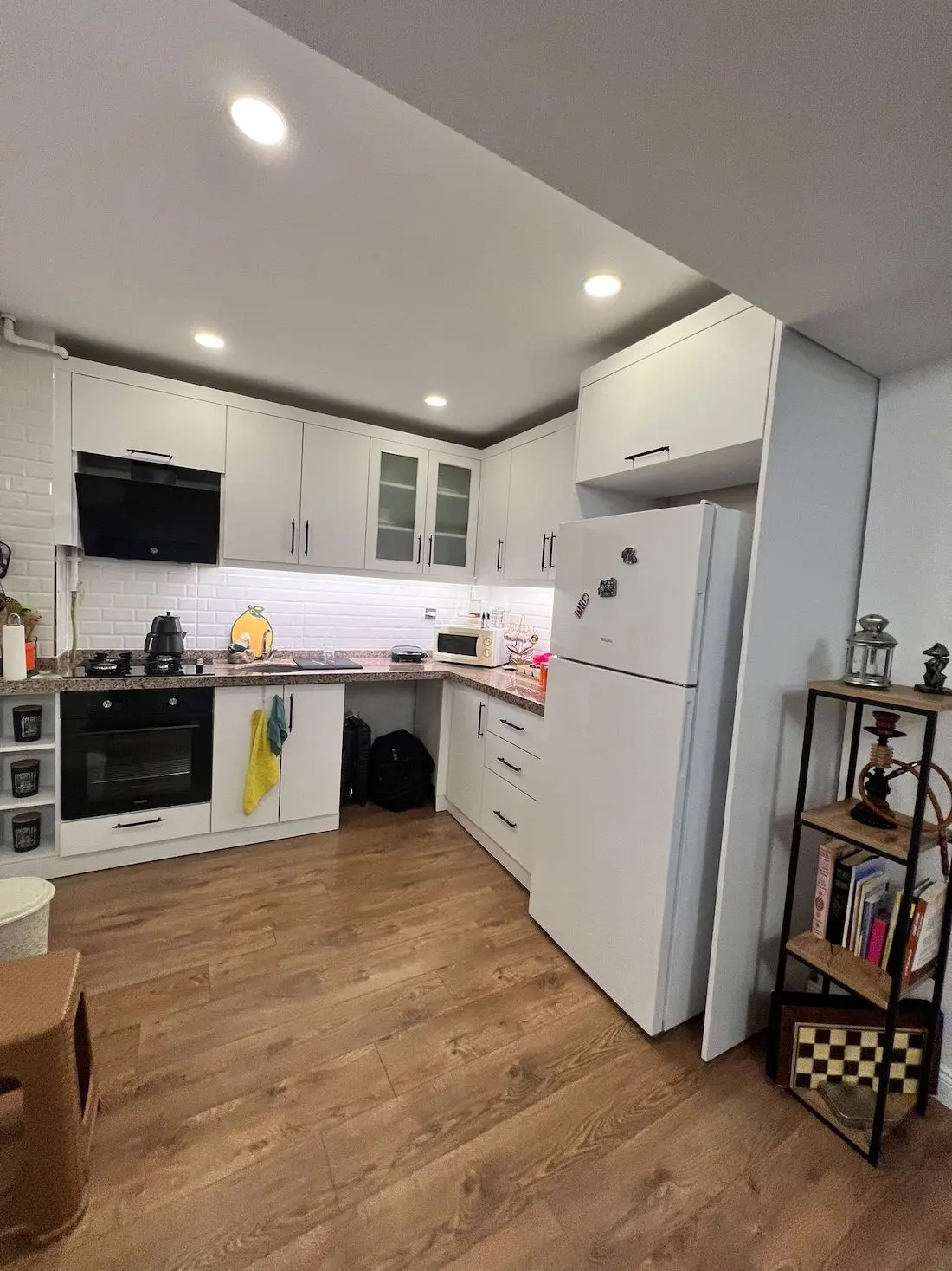 Kitchen area